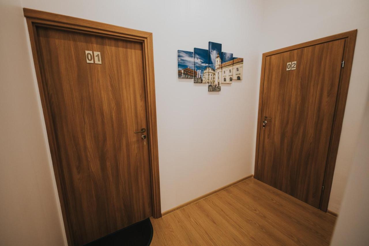 Gavri'S Classic Apartment Sibiu Luaran gambar